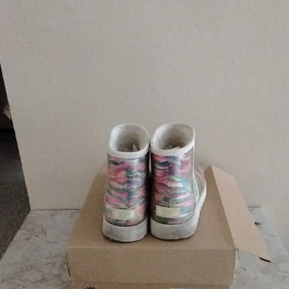 Colorful Patterned UGG Boots - Picture 2 of 6